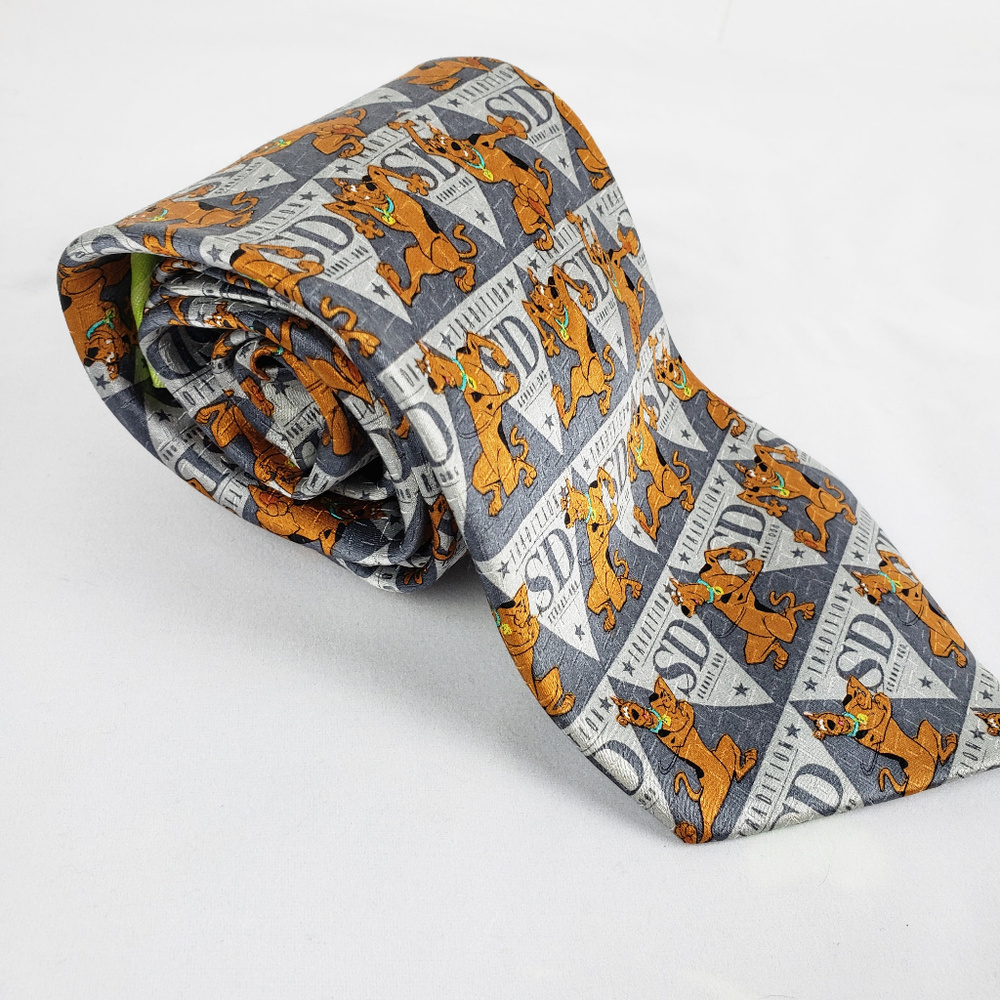 CARTOON NETWORK Dancing Scooby-Doo 100% Silk Tie